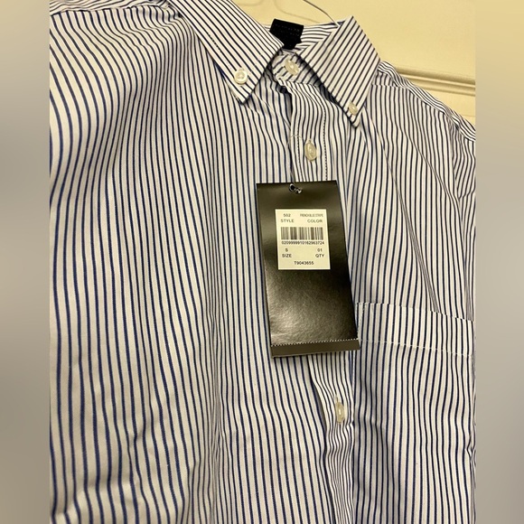Men’s Small Striped button down shirt 
New with Tags MSRP$50 - Picture 6 of 11